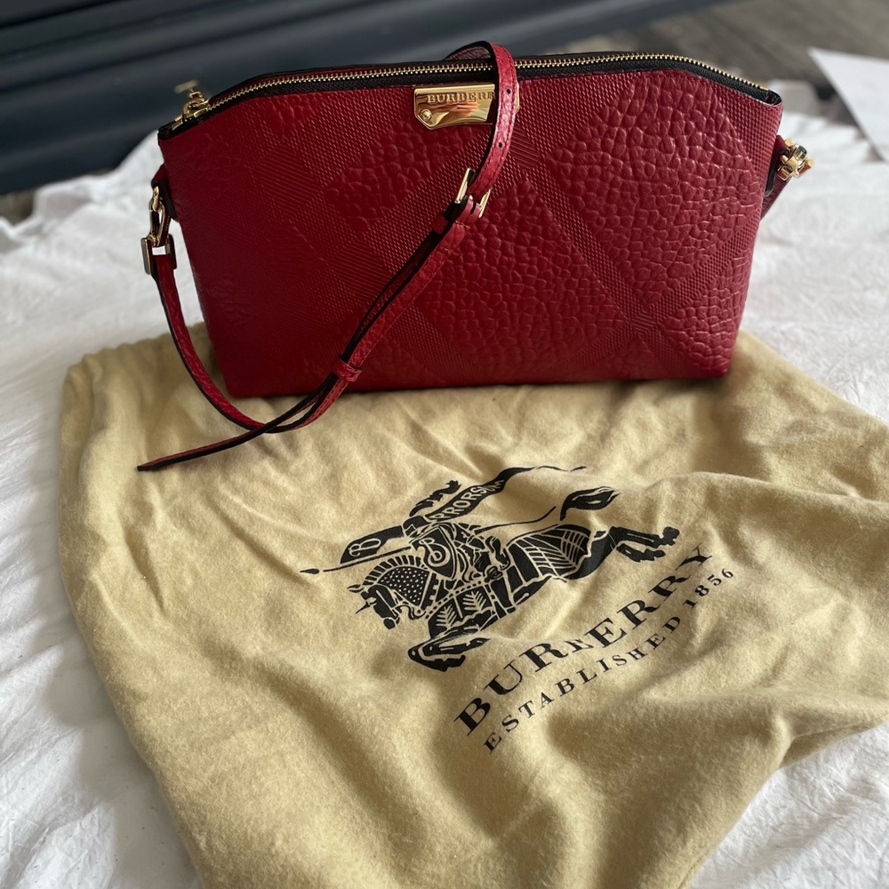 Chichester Burberry Red Women's Bag